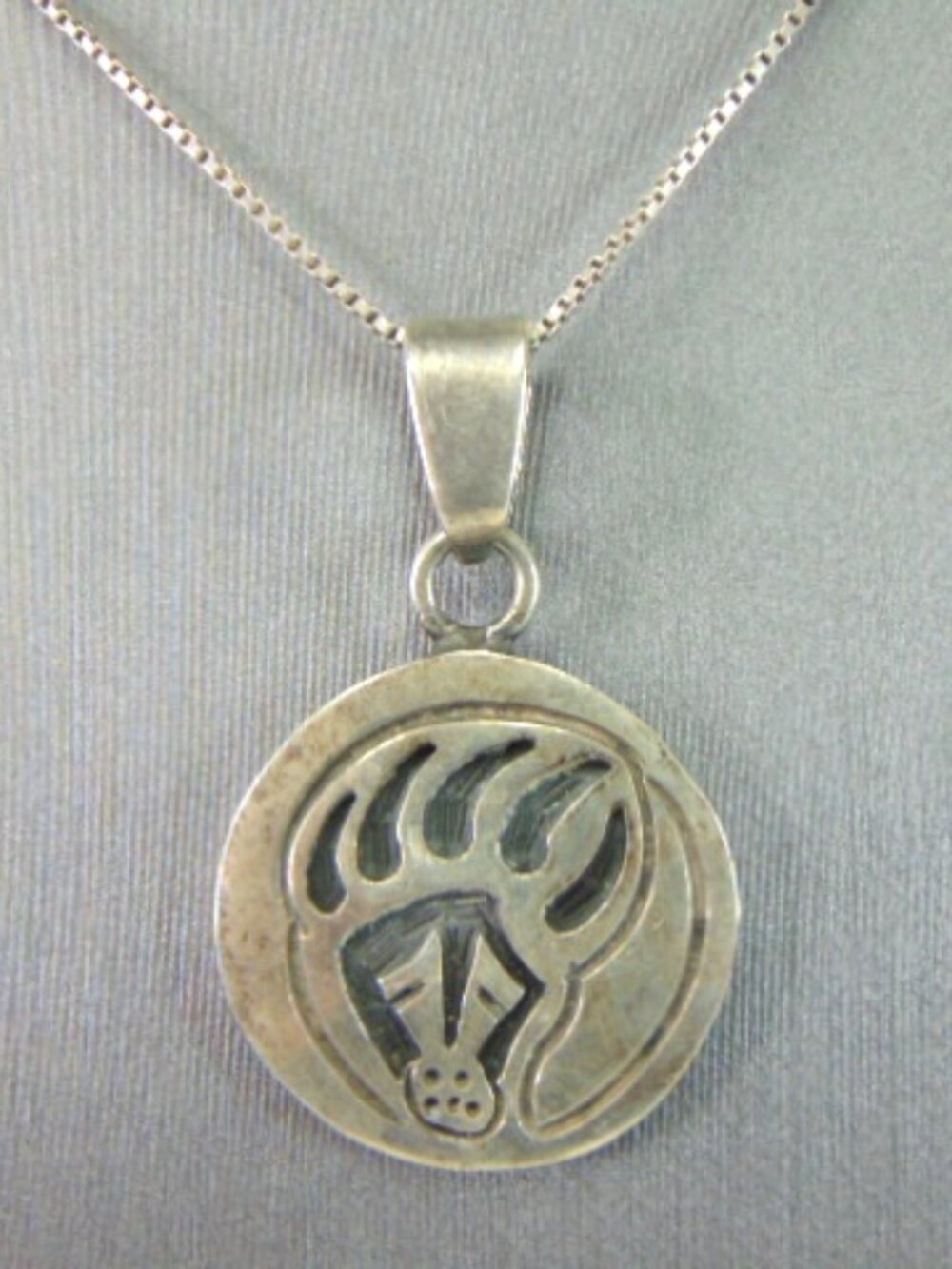 Womens Vintage Estate Sterling Silver Southwestern Bear Claw Necklace 12.5g E500